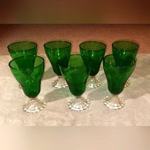 Vintage 7 glasses Forest Green glasses on clear stem boopue glass